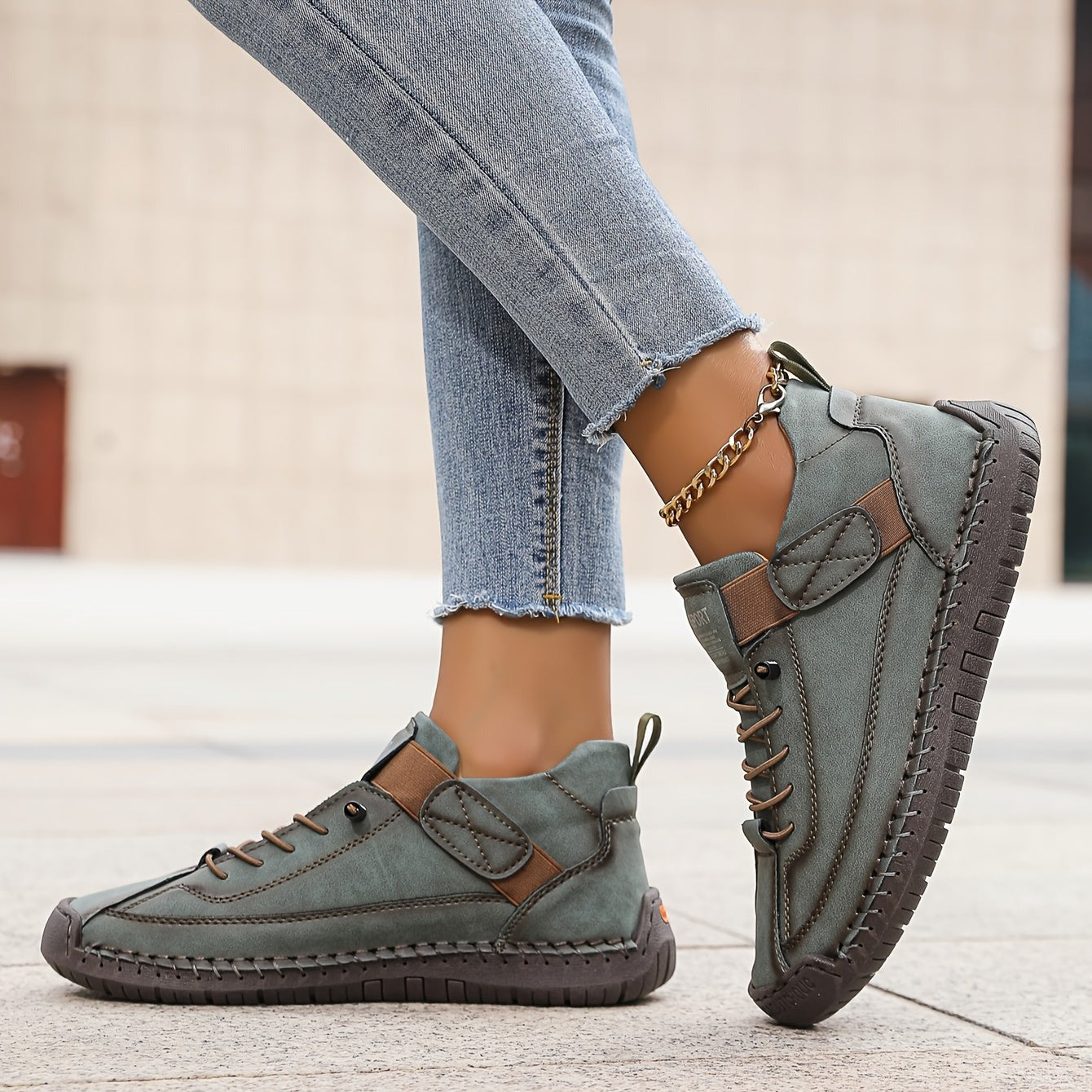 Casual Low Top Sneakers