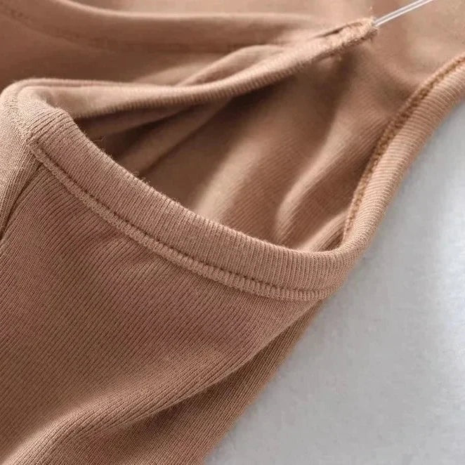 Fitted Cropped Tank Top