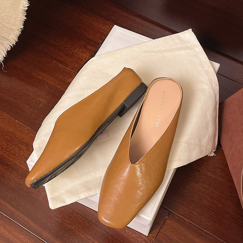 Flat Mules - Brown
