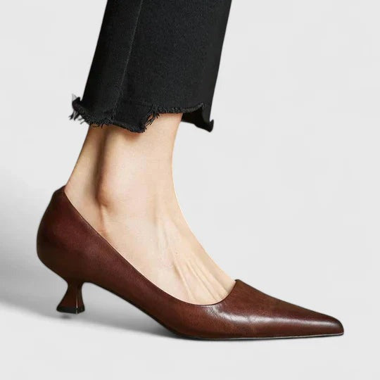Pointed Toe Kitten Heels - Brown