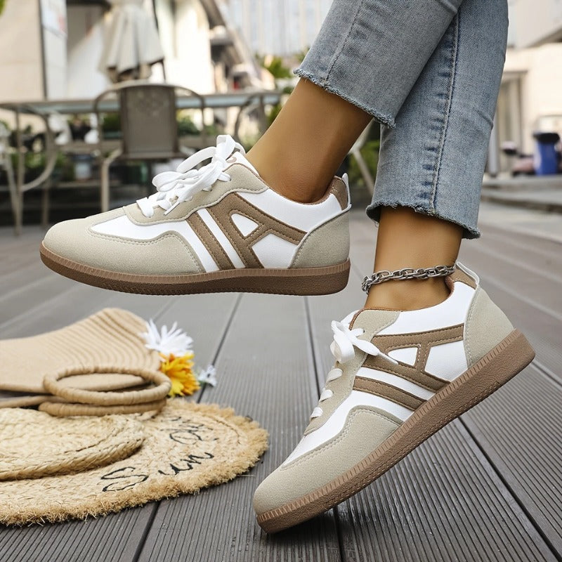 Retro Low Top Sneakers